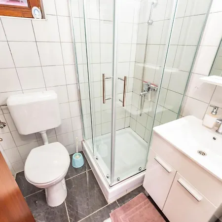 Apartmani Tatjana Novalja Exterior photo