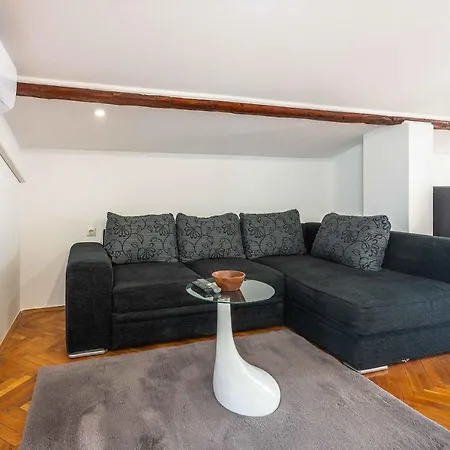 Apartmani Tatjana Novalja Exterior photo