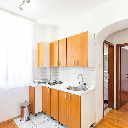 Apartmani Tatjana Novalja Exterior photo