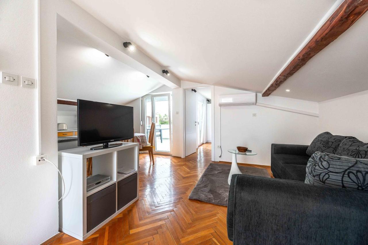 Tatjana Apartment *